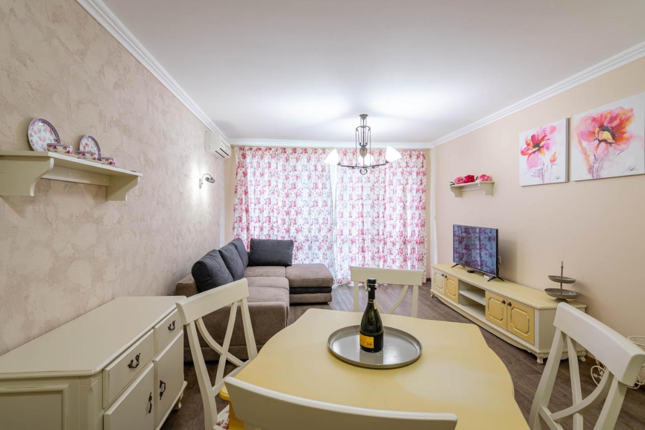 Provence Deluxe Apartment In Atia Resort Chernomorets Exterior photo